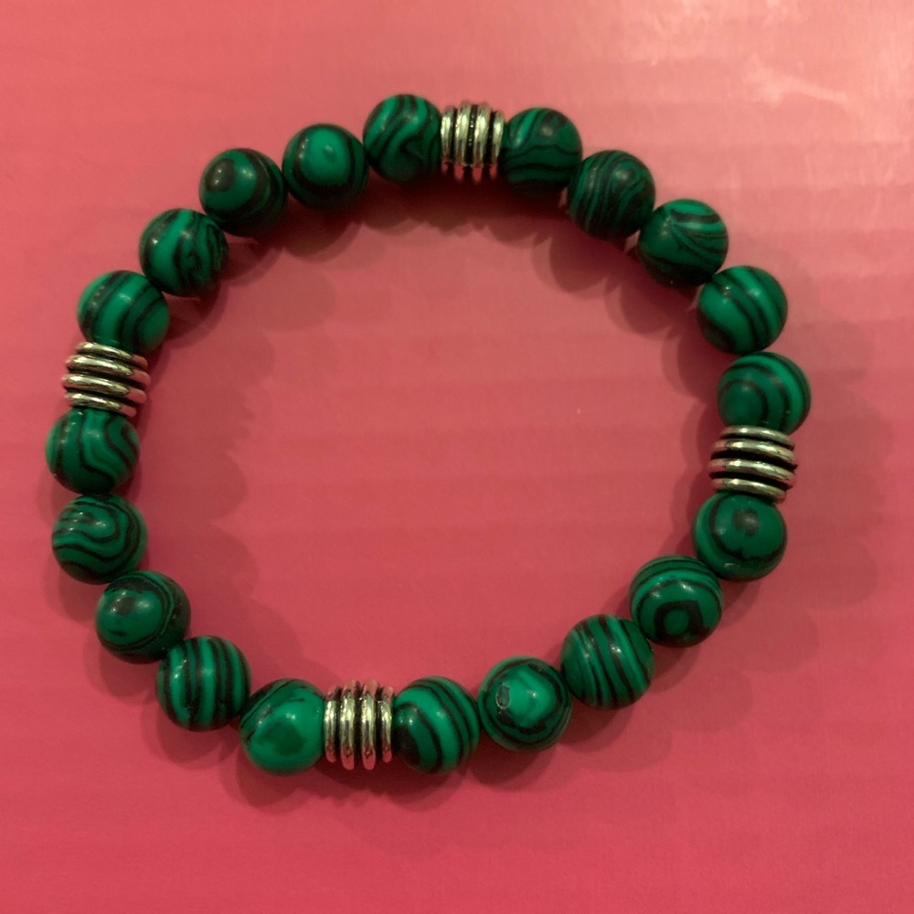 Malachite beaded Bracelet 8mm